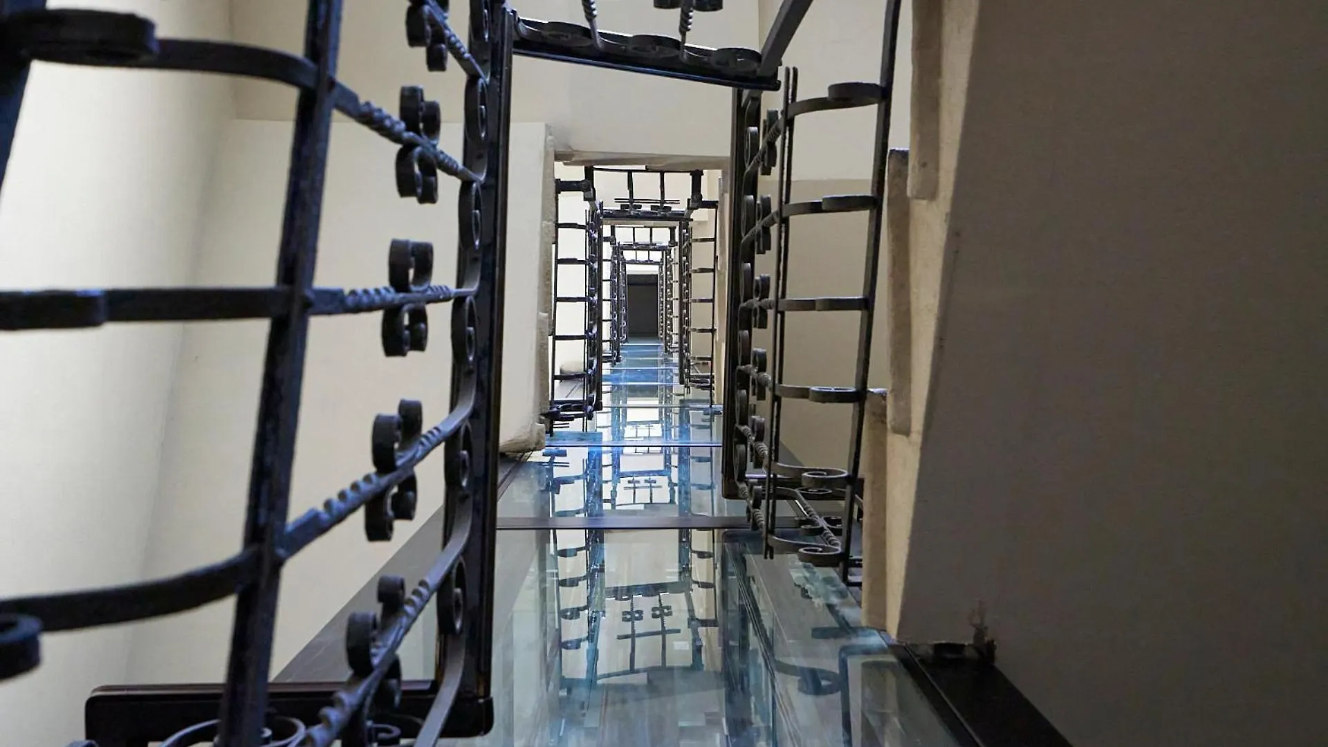 Vintage House - 2 Minutes Walk From Central Station Milan Apartment