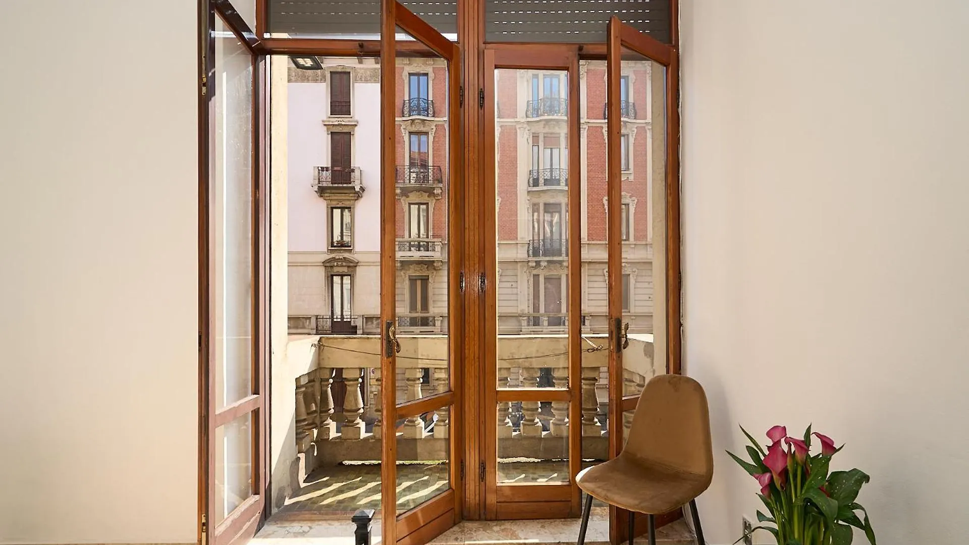 Apartment Vintage House - 2 Minutes Walk From Central Station Milan